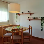 Alessia Garden يوريت دي مار